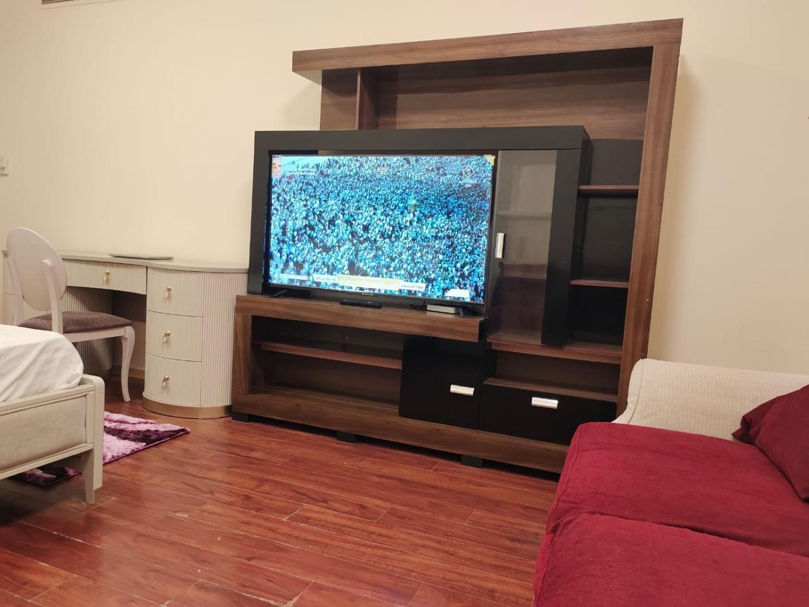 Arnim Suite - 3 Bedrooms Apartment Шарджа Екстериор снимка